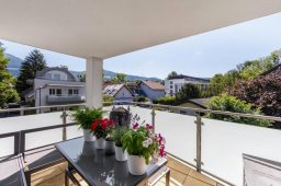 Balkon1_KI_generiert.jpg